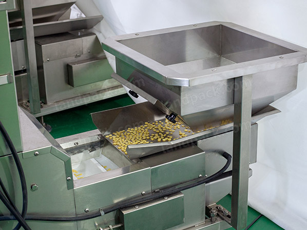 automatic chips packing machine