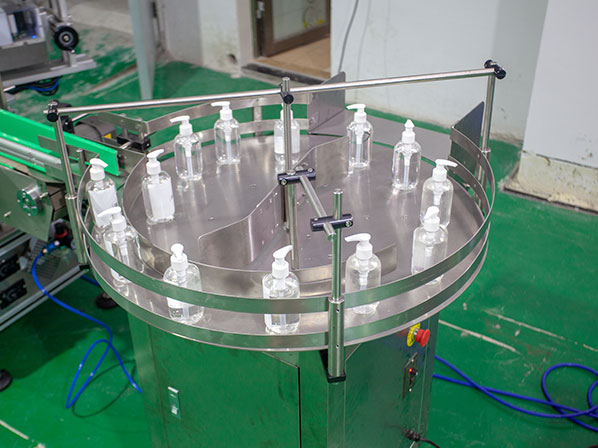 liquor bottle filling machine