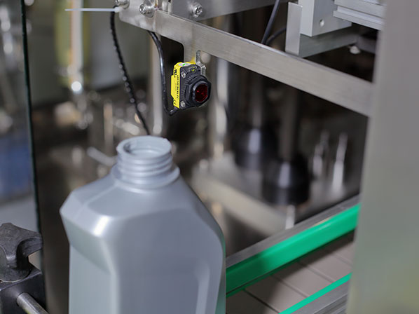 alcohol bottle filling machine