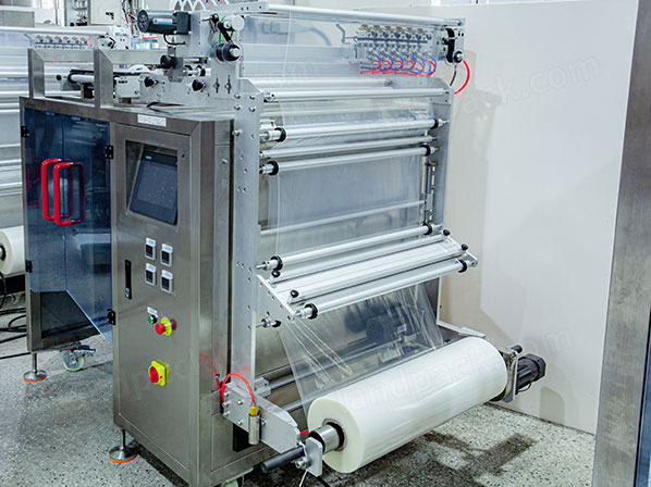 sachet filling and packing machine