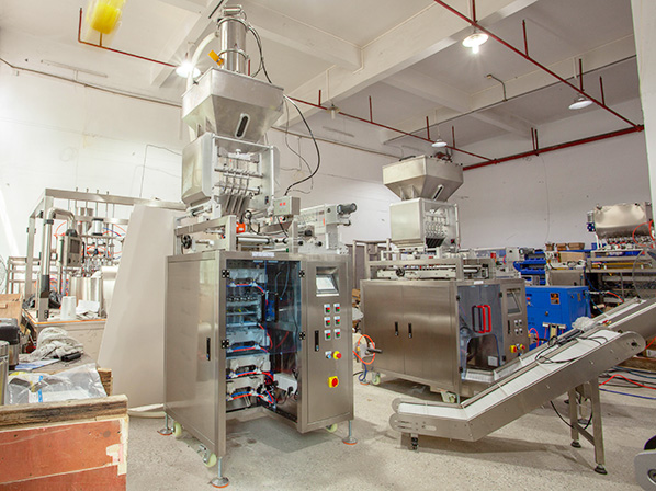 sachet packaging machine