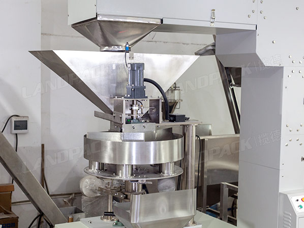 vertical form fill seal machine